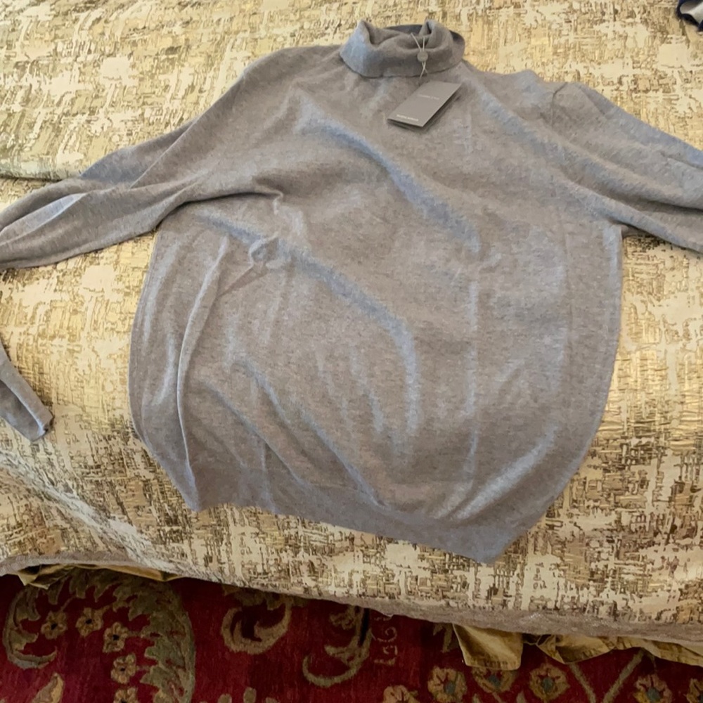 Neiman Marcus men’s sweater